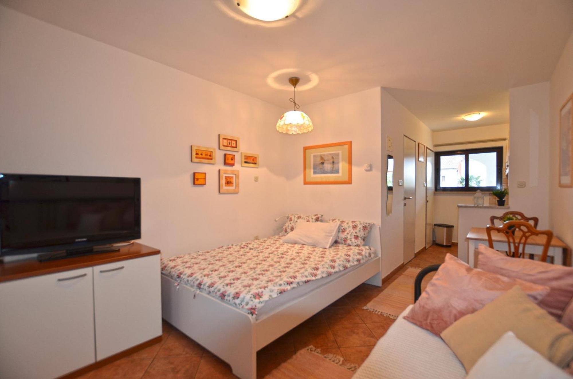 Apartments Greta Rovinj Exterior foto